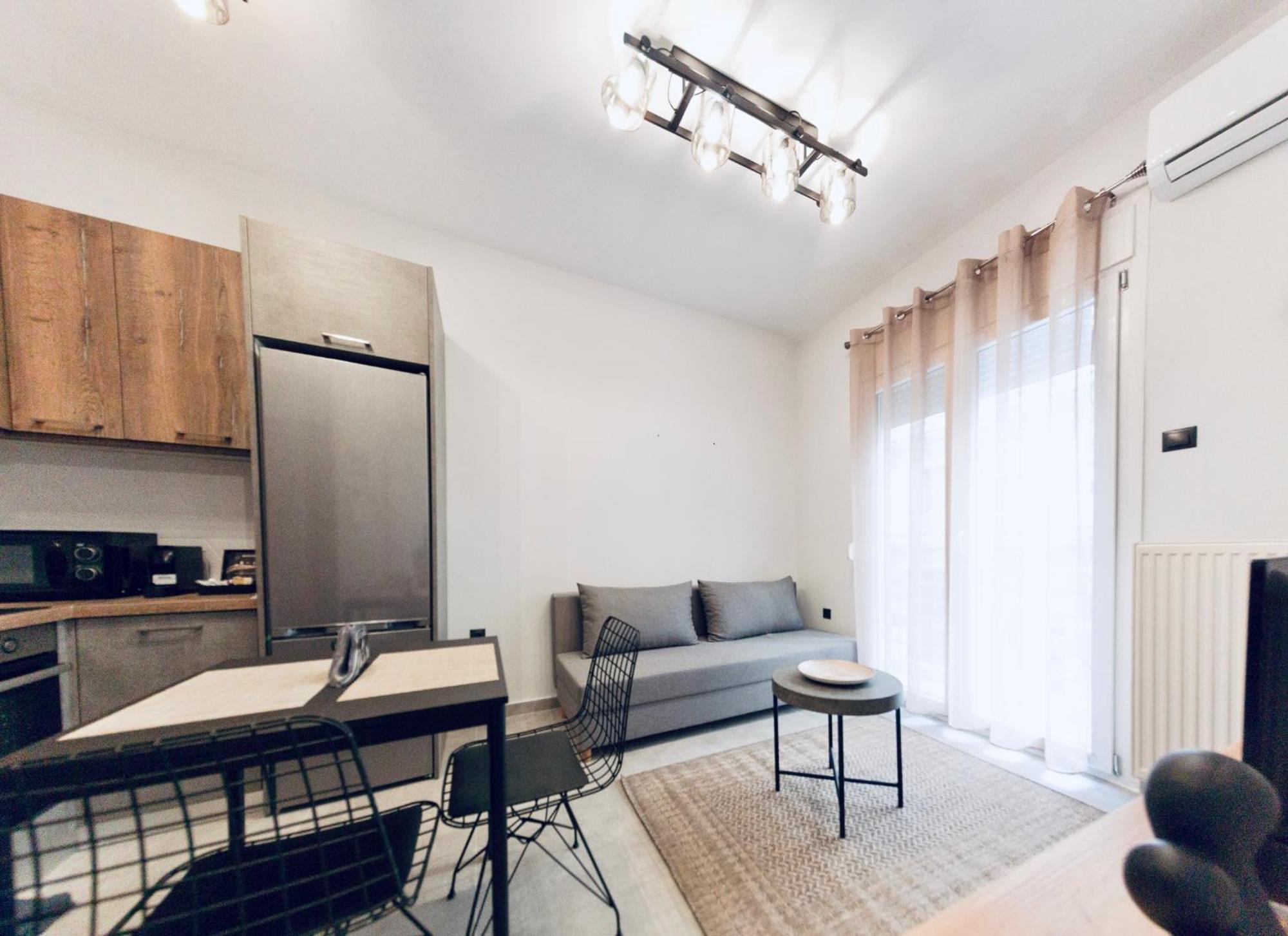 Studio Antigonidon Square Tesalonika Bagian luar foto